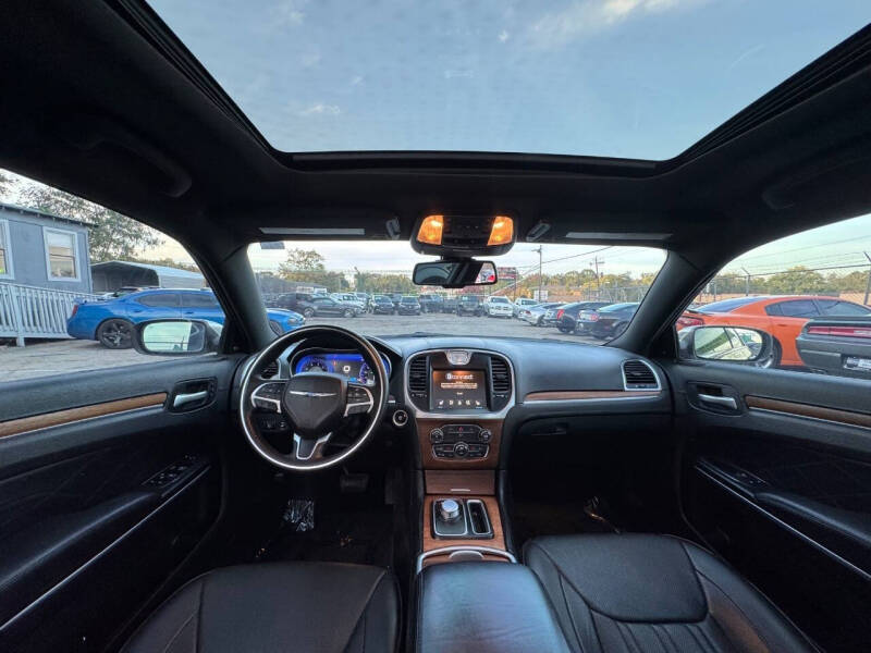 2015 Chrysler 300 C Platinum