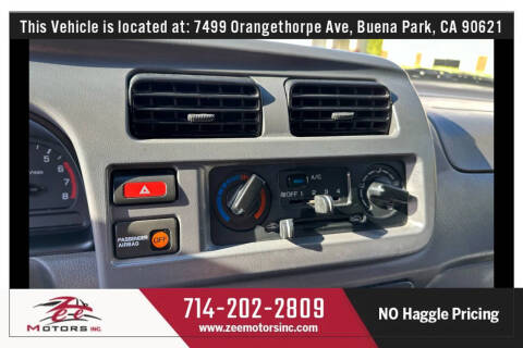 1998 Nissan Frontier XE
