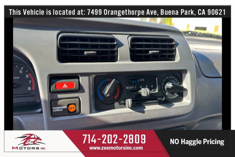 1998 Nissan Frontier XE