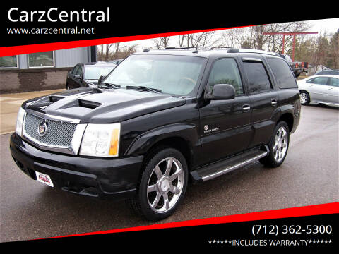 2004 Cadillac Escalade for sale at CarzCentral in Estherville IA