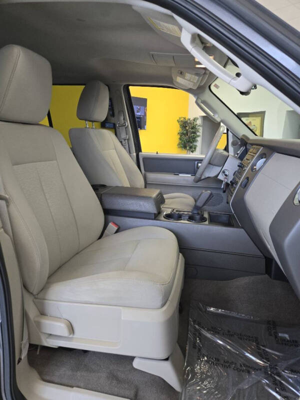 2012 Ford Expedition EL XLT