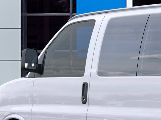 2026 Chevrolet Express LS 3500
