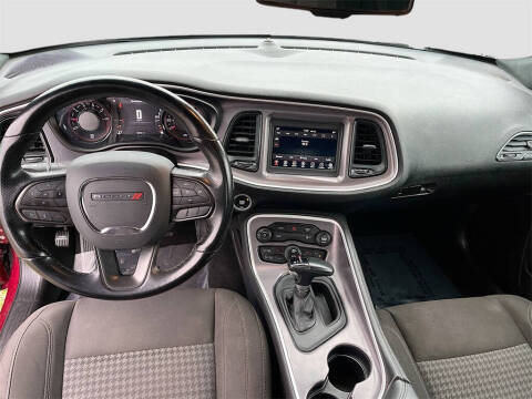 2020 Dodge Challenger SXT