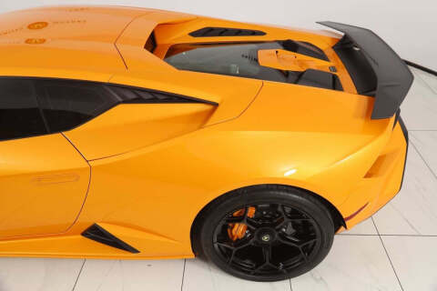 2023 Lamborghini Huracan Tecnica