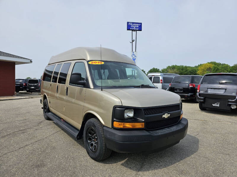 Used 2010 Chevrolet Express LS with VIN 1GNUGBD45A1167222 for sale in Zumbrota, Minnesota