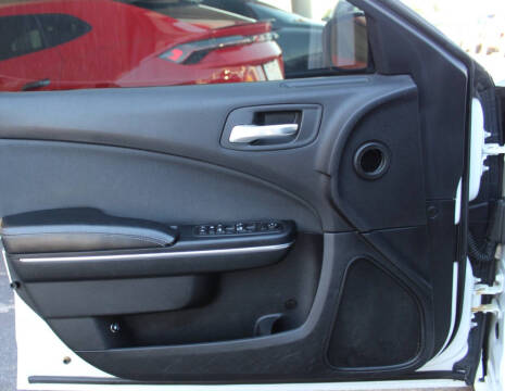 2015 Dodge Charger SE