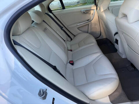 2015 Volvo S60 T5 Drive-E Premier