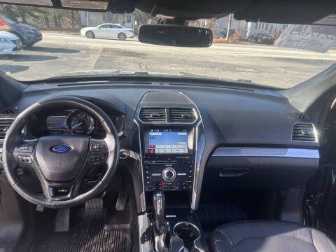 2018 Ford Explorer Sport