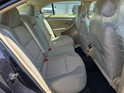 2016 Ford Taurus SEL