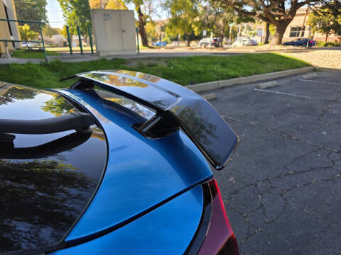 2019 Toyota Prius LE