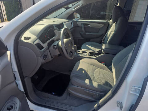 2017 Chevrolet Traverse LS