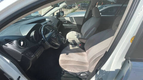 2014 Mazda MAZDA5 Touring