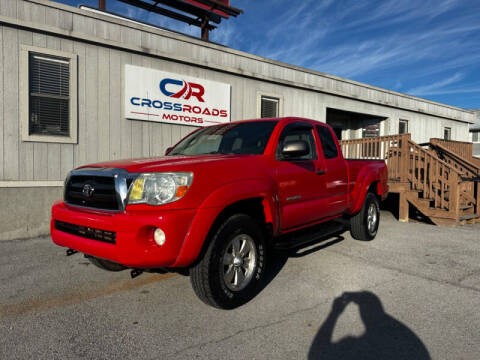 2005 Toyota Tacoma for sale at CROSSROADS MOTORS in Knoxville TN