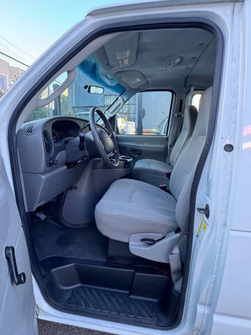 2008 Ford E-Series E-350 SD XL
