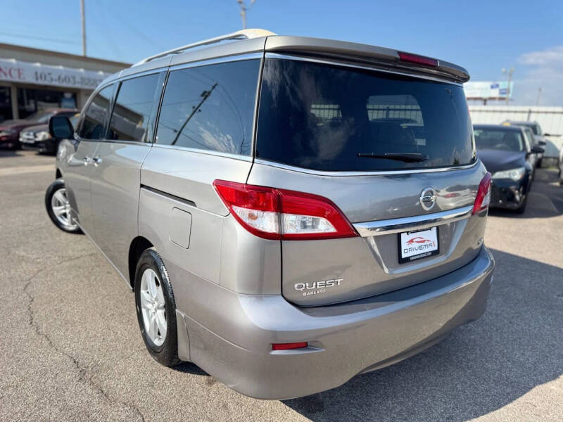 2012 Nissan Quest