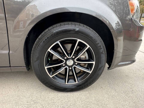 2017 Dodge Grand Caravan SE Plus