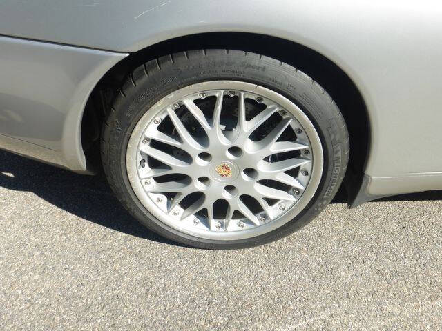 1999 Porsche 911 Carrera