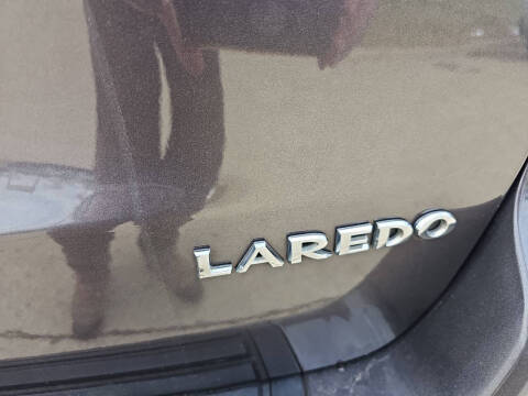 2015 Jeep Grand Cherokee Laredo