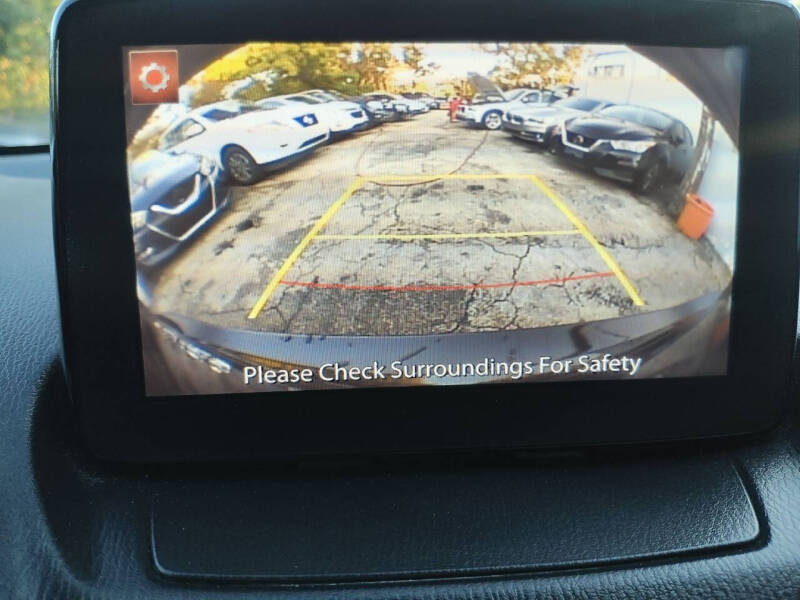 2019 Toyota Yaris LE