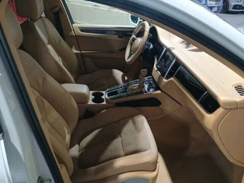 2015 Porsche Macan S