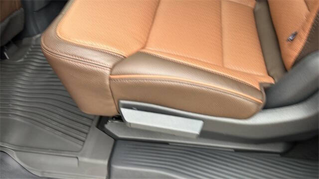 2025 Ford Expedition MAX King Ranch