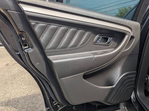 2012 Ford Taurus SEL