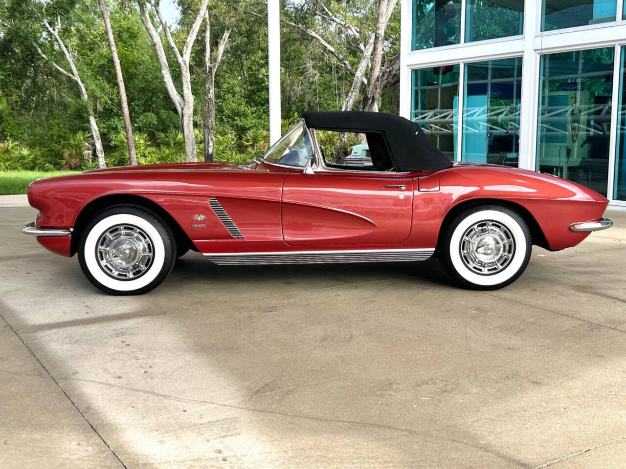 1962 Chevrolet Corvette 21