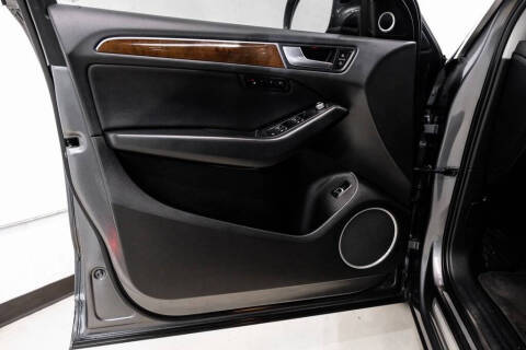 2016 Audi Q5 2.0T quattro Premium Plus