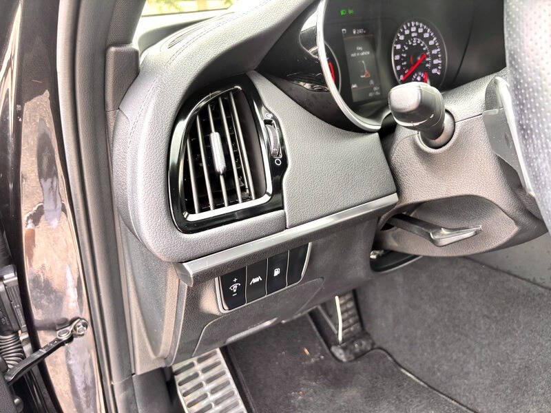 2022 Kia Stinger GT1