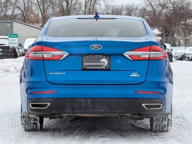 2020 Ford Fusion SE