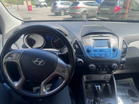 2015 Hyundai Tucson SE