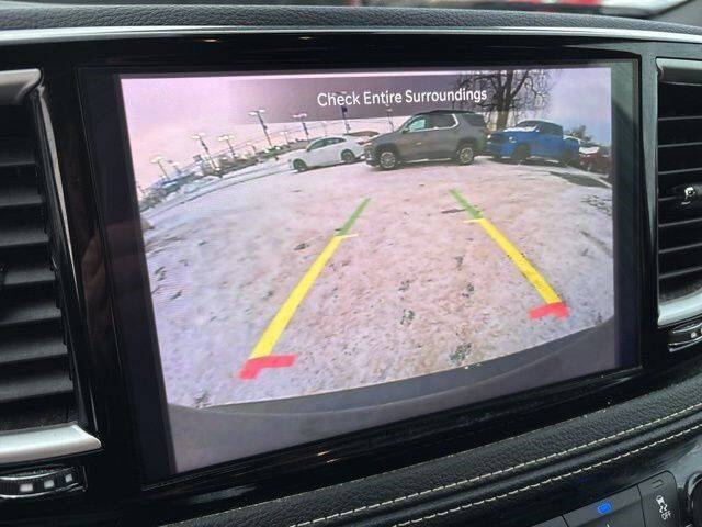 2024 Chrysler Pacifica Touring