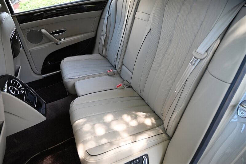 2014 Bentley Flying Spur 34