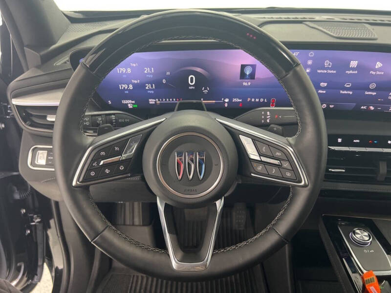 2025 Buick Enclave Avenir