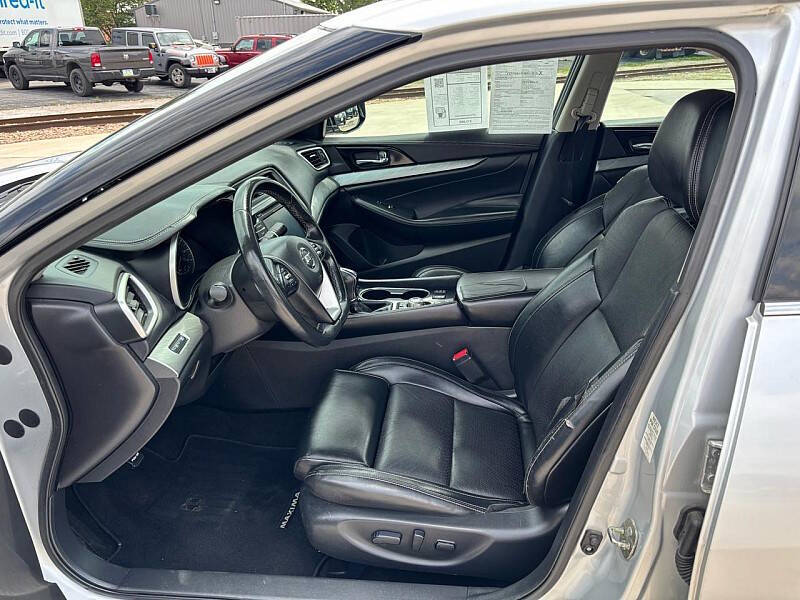 2017 Nissan Maxima