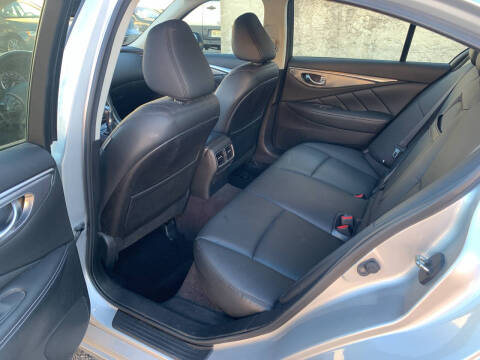 2015 Infiniti Q50 Premium