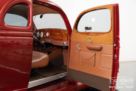 1936 Ford Deluxe
