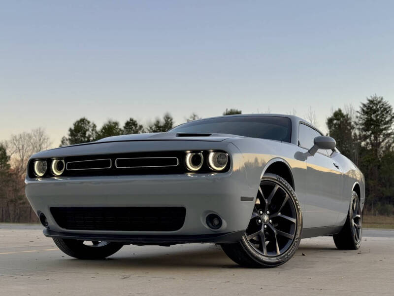 2020 Dodge Challenger SXT