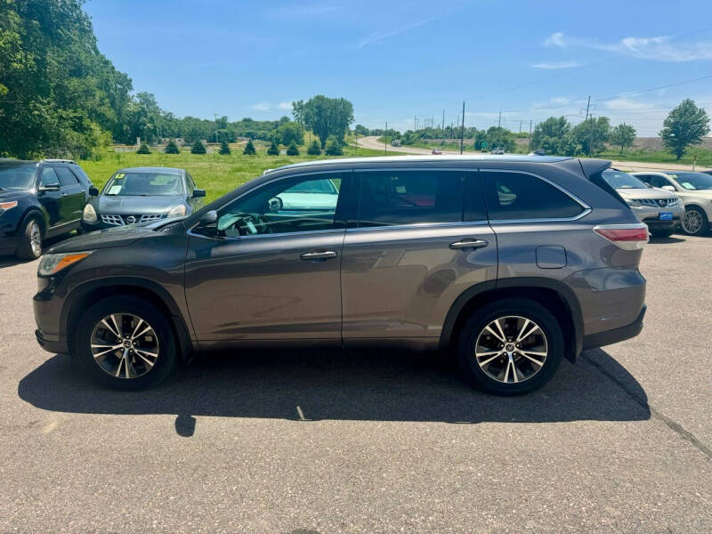 2016 Toyota Highlander XLE