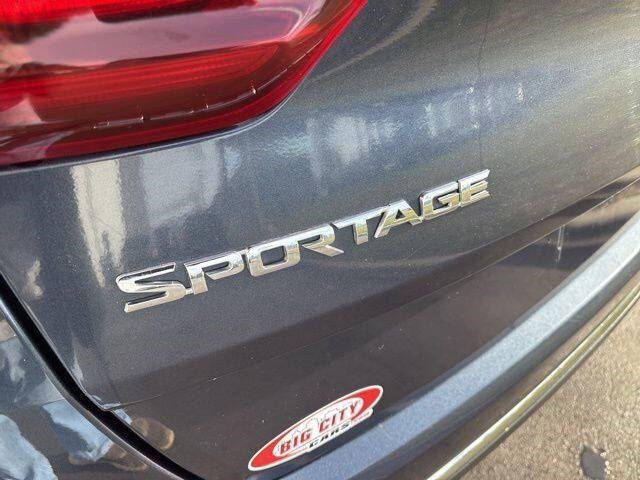 2022 Kia Sportage LX