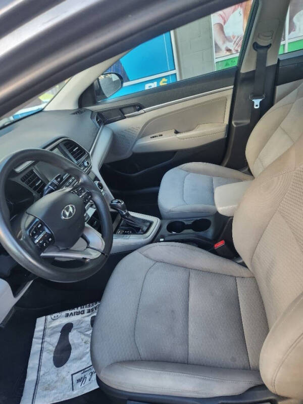 2019 Hyundai Elantra SEL