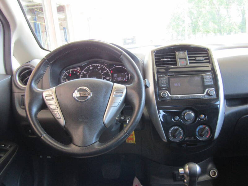 2017 Nissan Versa Note SV