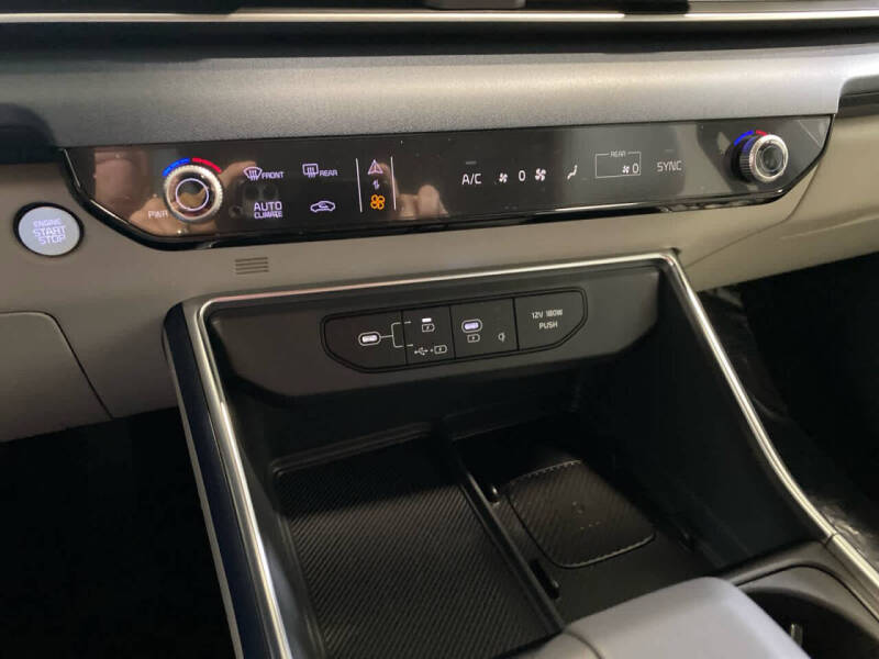 2026 Kia Carnival EX