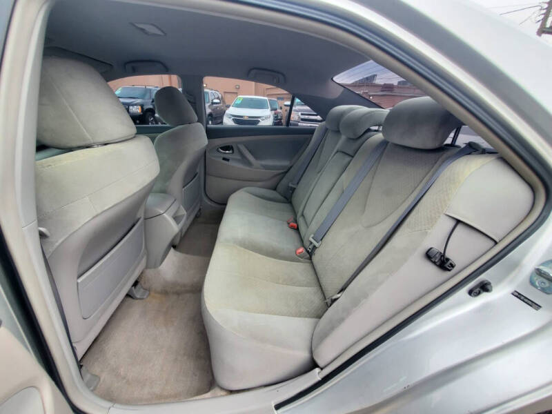 2009 Toyota Camry LE