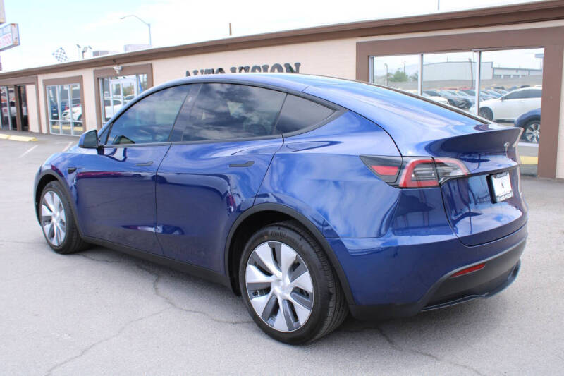 2024 Tesla Model Y Long Range