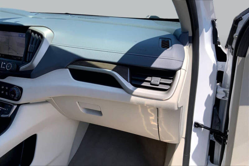 2023 GMC Terrain Denali