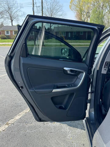 2016 Volvo XC60 T5 Drive-E Premier