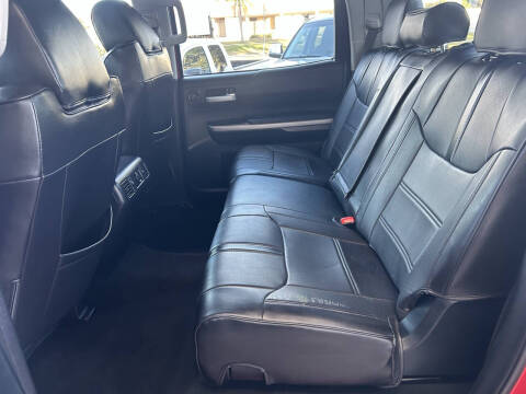 2017 Toyota Tundra SR5