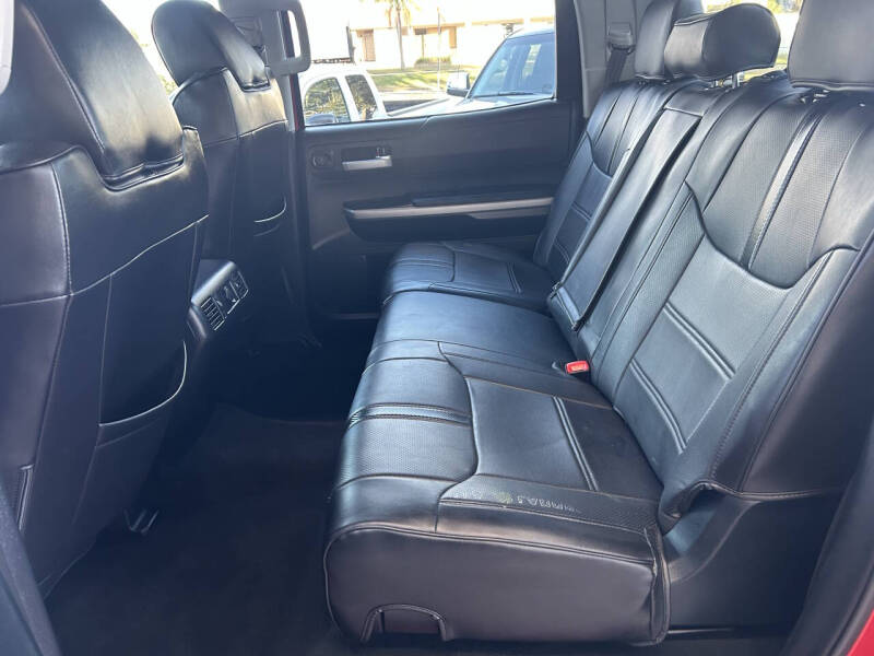 2017 Toyota Tundra SR5