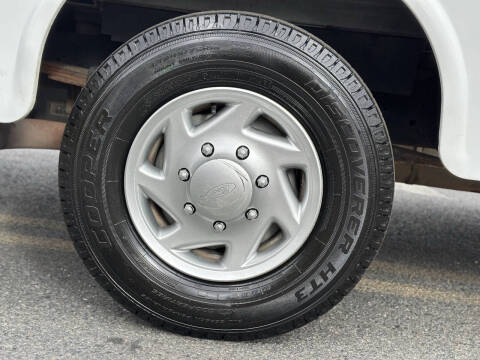 2016 Ford E-Series E-350 SD